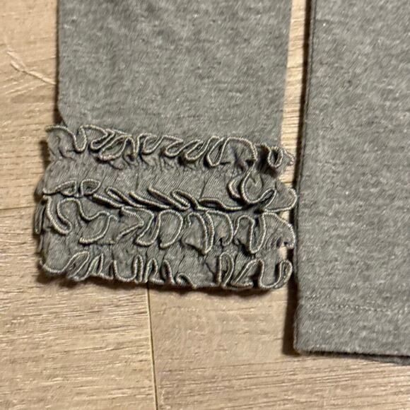 Ruffle Butts Girls Gray Long Sleeve Top Size 5 Ruffle Cuff Tee Shirt - Picture 3 of 8